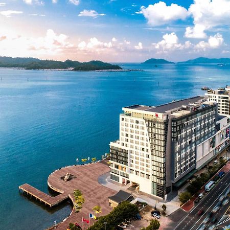 Kota Kinabalu Marriott Hotel Экстерьер фото